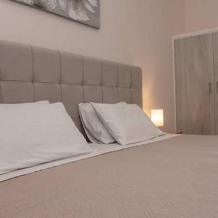 Costas Apartments Mesongi Phòng bức ảnh