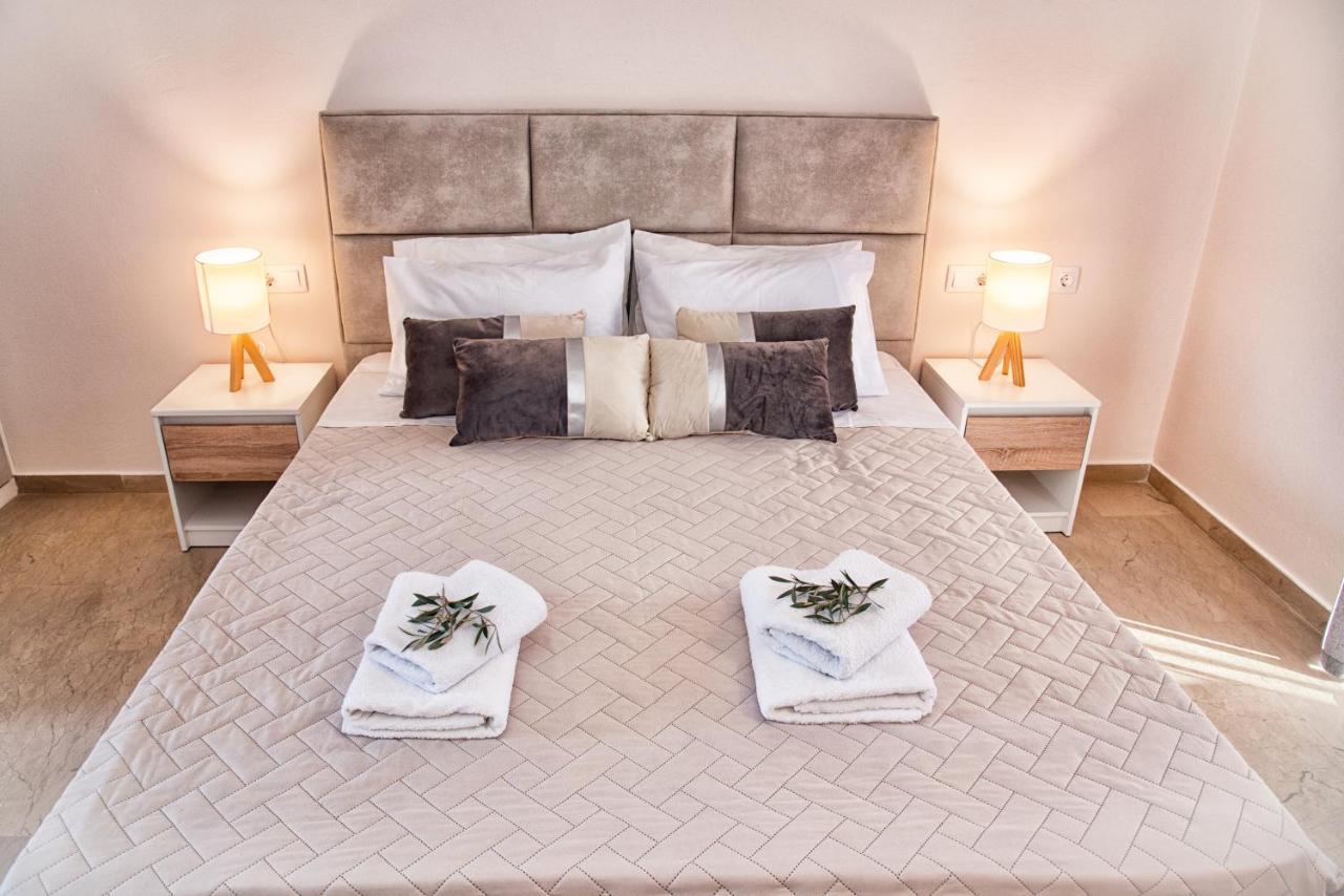 Costas Apartments Mesongi Ngoại thất bức ảnh
