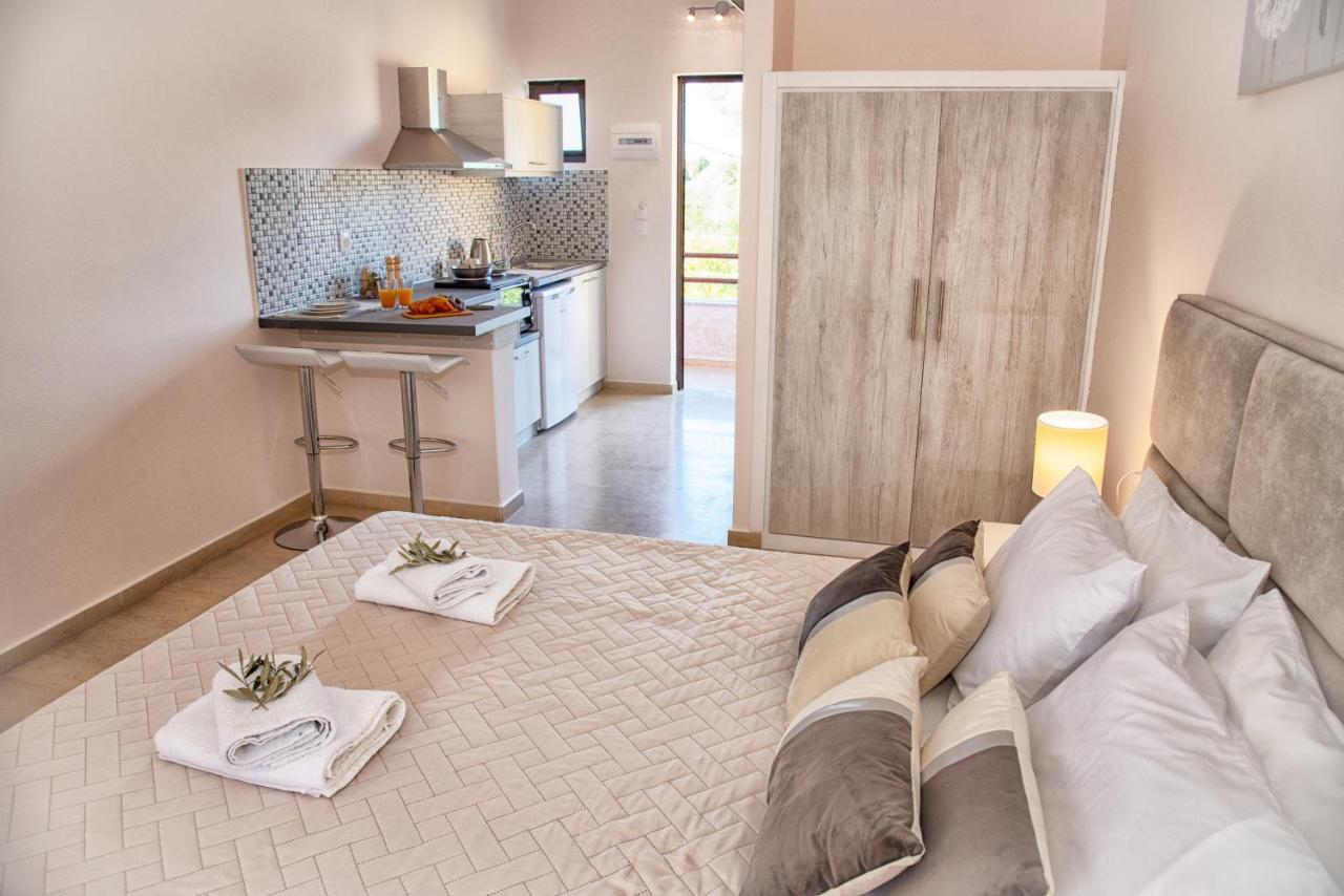 Costas Apartments Mesongi Ngoại thất bức ảnh