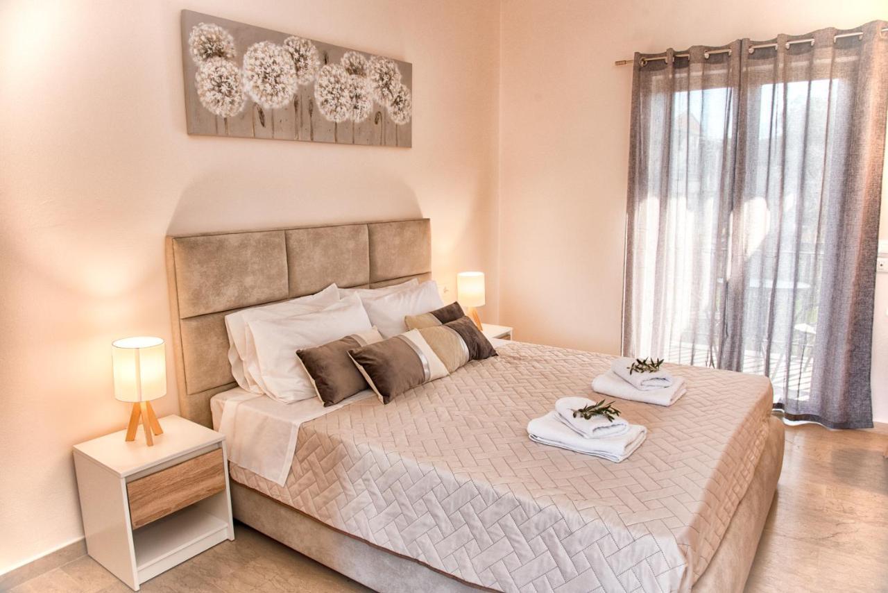 Costas Apartments Mesongi Ngoại thất bức ảnh