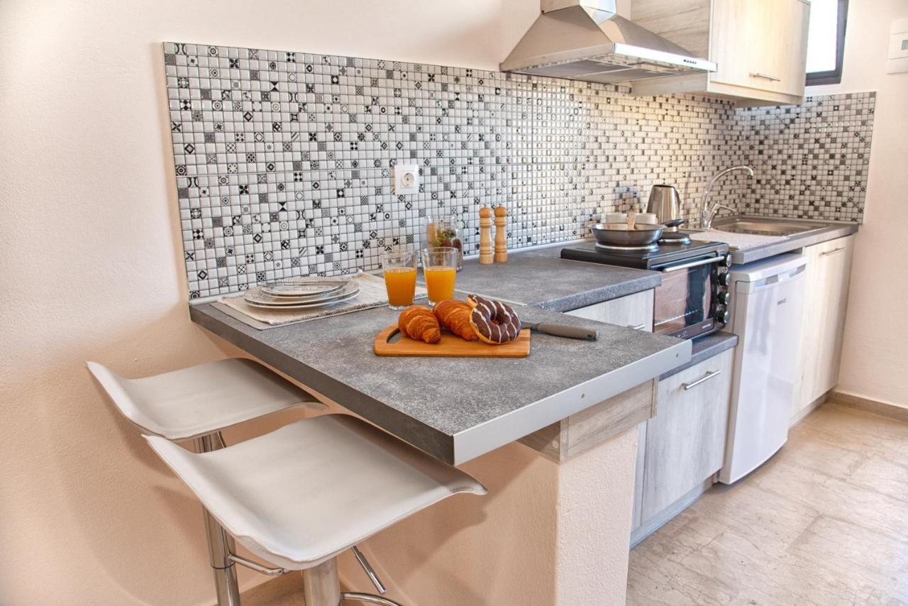 Costas Apartments Mesongi Ngoại thất bức ảnh
