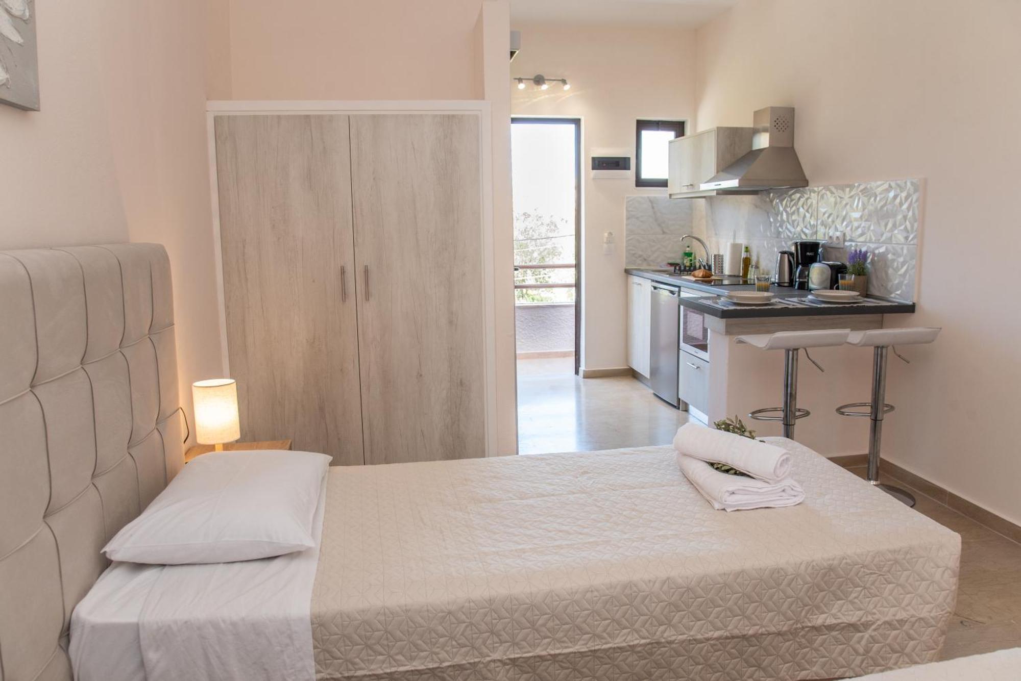 Costas Apartments Mesongi Phòng bức ảnh